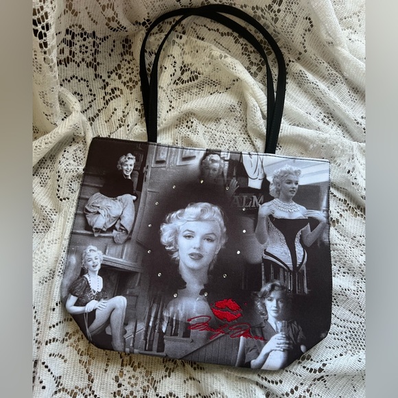 Handbags - Marilyn Monroe bag